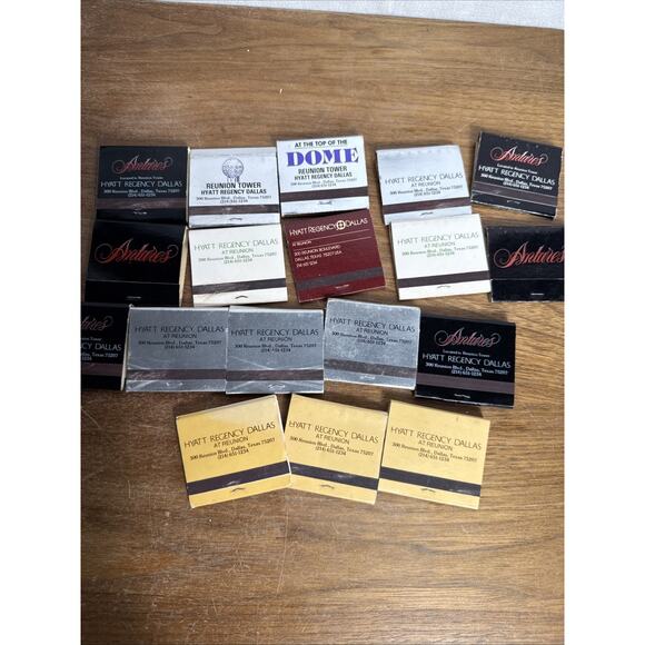 Vintage Hyatt Regency Dallas At Reunion Matchbooks Fausto's Antares Top of Dome - Picture 8 of 10
